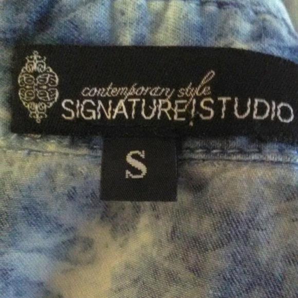VINTAGE TIE DYE TOP BY SIGNATURE STUDIO BLUE & WHITE SZ. SM POCKETS/ LONG SLV - Picture 3 of 6